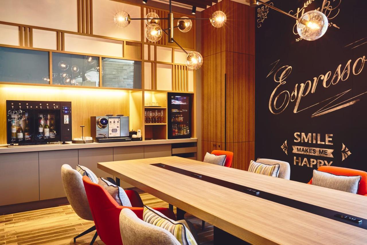 Holiday Inn Express Osaka City Centre- Midosuji By Ihg 외부 사진